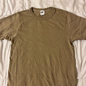 Nike Tan Short Sleeve Tee Casual Comfort